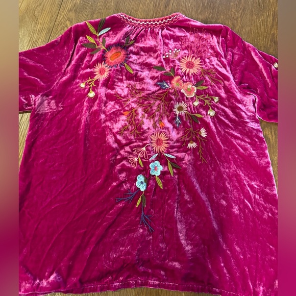 Johnny Was Ulla velvet easy v-neck blouse Medium - Picture 4 of 6